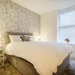 Flat 2, The Old Antiques Warehouse - Free Off-site Health Club Access With Pool, Sauna, Steam & Gym 아파트 보우네스온윈더미어