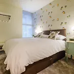 아파트 Flat 2, The Old Antiques Warehouse - Free Off-site Health Club Access With Pool, Sauna, Steam & Gym *